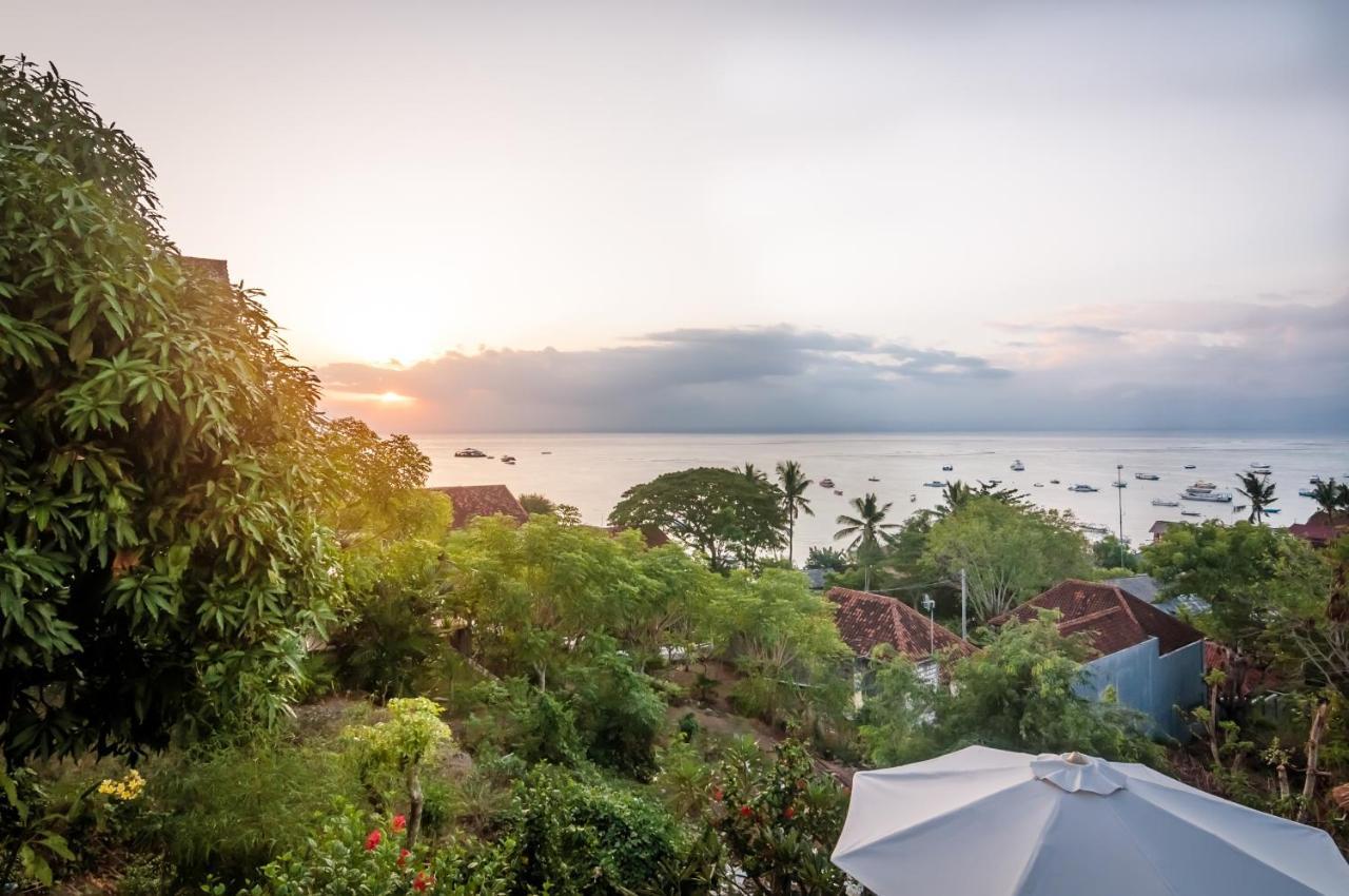 Villa Keluarga Nusa Lembongan Exterior photo